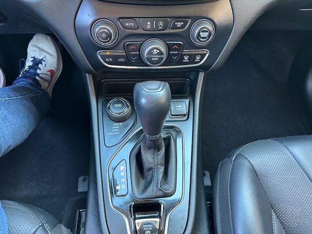 2022 Jeep Cherokee Limited 2022 Jeep Cherokee Limited