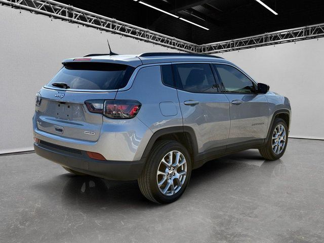 2022 Jeep Compass Latitude Lux | Arlington Heights, IL | Gmotorcars