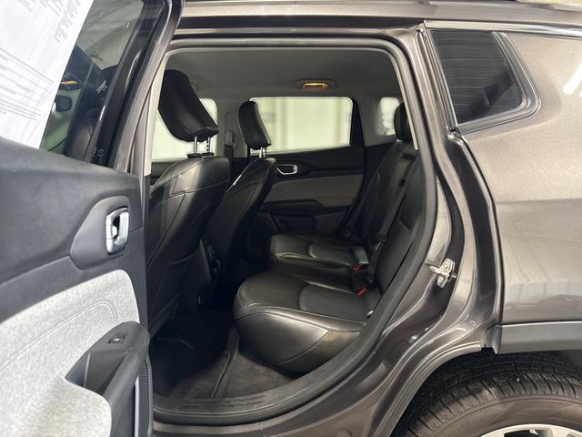 2022 Jeep COMPASS LATITUDE LUX 2022 Jeep COMPASS LATITUDE LUX