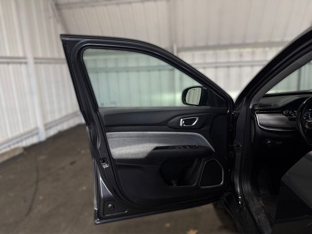 2022 Jeep COMPASS LATITUDE LUX 2022 Jeep COMPASS LATITUDE LUX