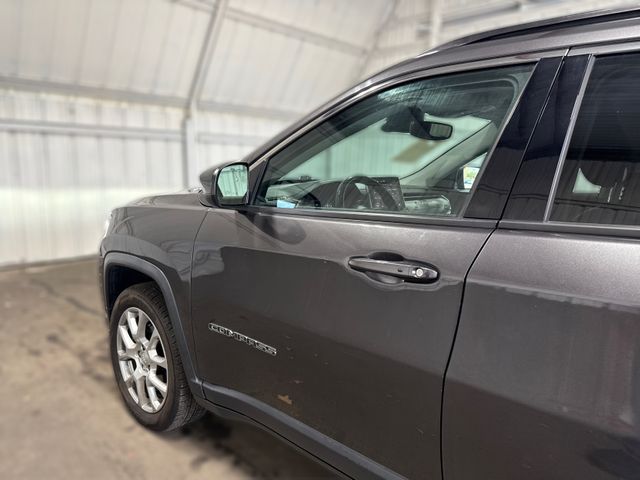 2022 Jeep COMPASS LATITUDE LUX 2022 Jeep COMPASS LATITUDE LUX