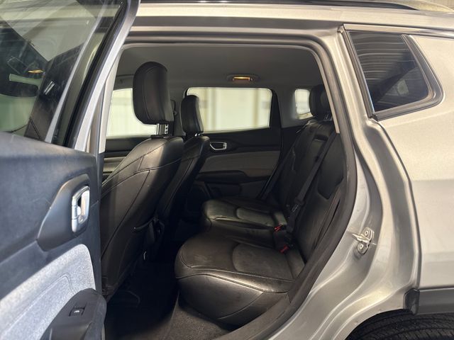 2022 Jeep COMPASS LATITUDE LUX 2022 Jeep COMPASS LATITUDE LUX