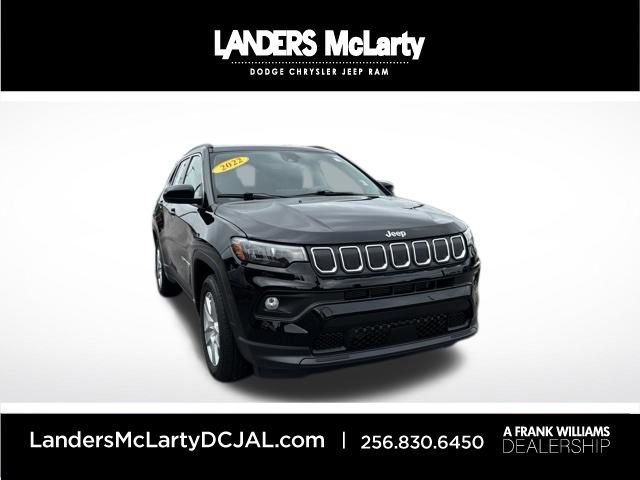 2022 Jeep Compass Latitude | Huntsville, Alabama | Landers Mclarty DCJ