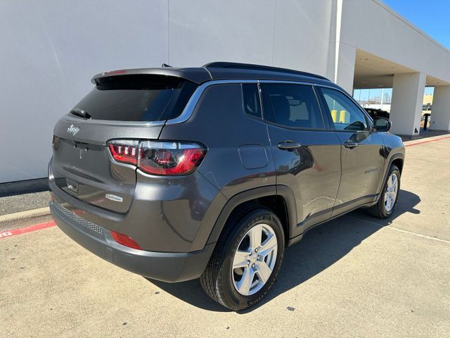 2022 Jeep Compass Latitude 