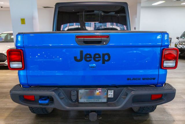 2022 Jeep Gladiator (Black Widow) Lifted  37" rims and tires