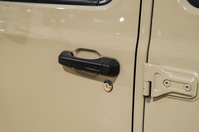 2022 Jeep Gladiator Mojave 4X4, LED'S,BLACK LEATHER, FOX SHOCKS, 29K | Carrollton, TX | psv5 DEMO - Texas Vehicle Exchange 2022 Jeep Gladiator Mojave 4X4, LED'S,BLACK LEATHER, FOX SHOCKS, 29K | Carrollton, TX | psv5 DEMO - Texas Vehicle Exchange