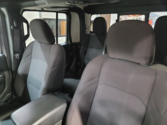 2022 Jeep Gladiator Altitude Hard Top 3.6 - Warranty - Financing - | Dickinson, ND | Autorama Auto Sales and Rentals 2022 Jeep Gladiator Altitude Hard Top 3.6 - Warranty - Financing - | Dickinson, ND | Autorama Auto Sales and Rentals