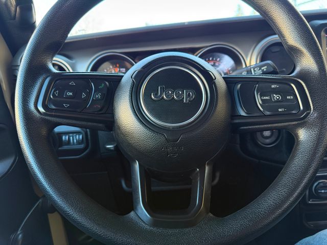 2022 Jeep Gladiator Sport