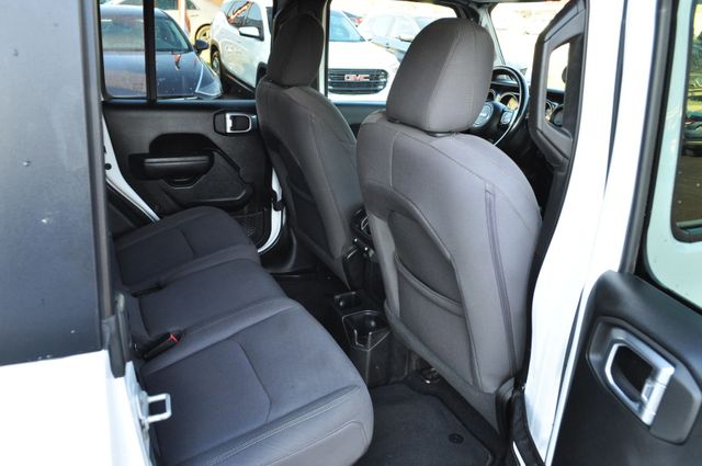 2022 Jeep Gladiator Sport Altitude Pickup 4D 5 ft | Louisville, MS | CARite Louisville MS 2022 Jeep Gladiator Sport Altitude Pickup 4D 5 ft | Louisville, MS | CARite Louisville MS