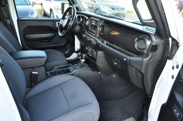 2022 Jeep Gladiator Sport Altitude Pickup 4D 5 ft | Louisville, MS | CARite Louisville MS 2022 Jeep Gladiator Sport Altitude Pickup 4D 5 ft | Louisville, MS | CARite Louisville MS