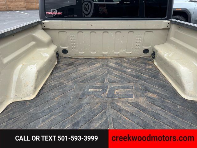 2022 Jeep Gladiator Willys Sport 4x4 V6 Auto 1 Owner New Tires LIFTED 2022 Jeep Gladiator Willys Sport 4x4 V6 Auto 1 Owner New Tires LIFTED