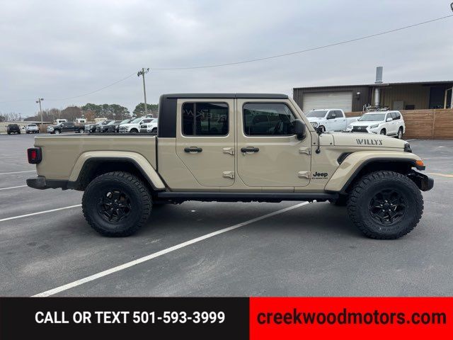 2022 Jeep Gladiator Willys Sport 4x4 V6 Auto 1 Owner New Tires LIFTED 2022 Jeep Gladiator Willys Sport 4x4 V6 Auto 1 Owner New Tires LIFTED