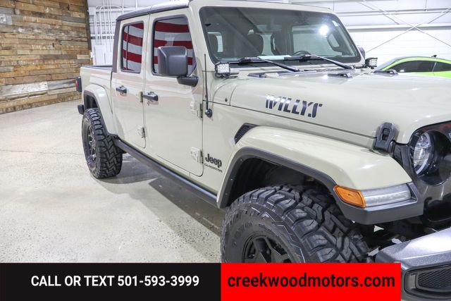 2022 Jeep Gladiator Willys Sport 4x4 V6 Auto 1 Owner New Tires LIFTED