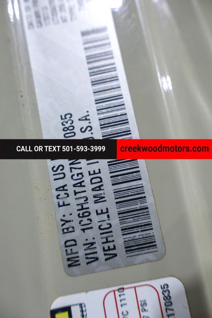 2022 Jeep Gladiator Willys Sport 4x4 V6 Auto 1 Owner New Tires LIFTED