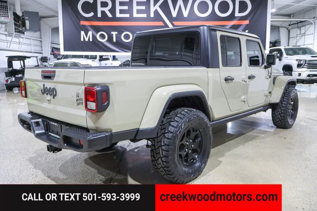 2022 Jeep Gladiator Willys Sport 4x4 V6 Auto 1 Owner New Tires LIFTED
