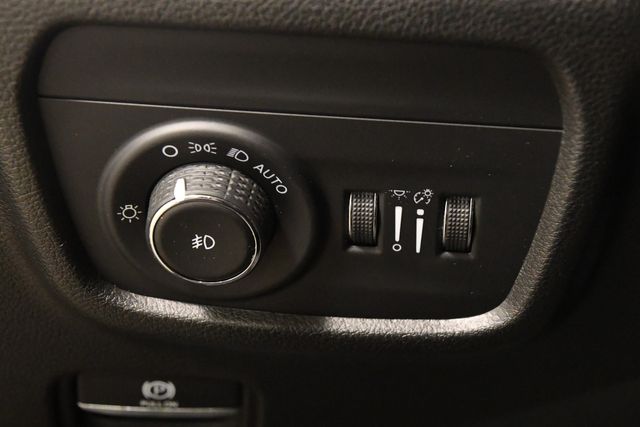 2022 Jeep Grand Cherokee Limited | Branford, CT | Sound Auto Wholesalers 2022 Jeep Grand Cherokee Limited | Branford, CT | Sound Auto Wholesalers