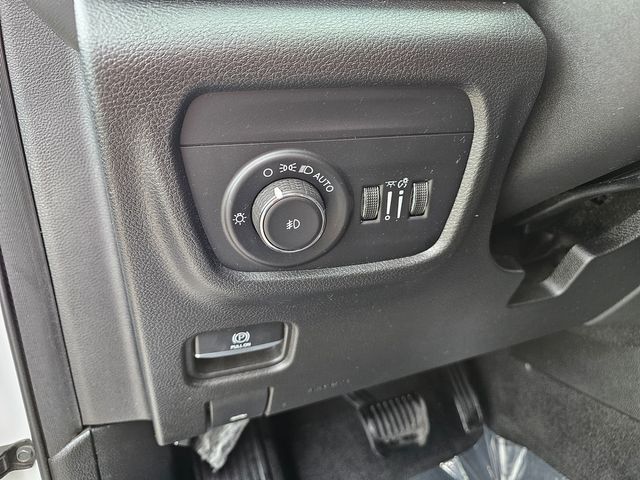 2022 Jeep Grand Cherokee L Limited | Brownsville TX | English Motors 2022 Jeep Grand Cherokee L Limited | Brownsville TX | English Motors