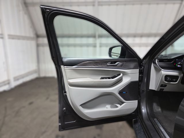 2022 Jeep grand Cherokee L overland | Houston, TX | Texas Star Motors 2022 Jeep grand Cherokee L overland | Houston, TX | Texas Star Motors