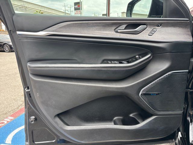 2022 Jeep Grand Cherokee L Overland | San Antonio, TX | Clear Choice Automotive South