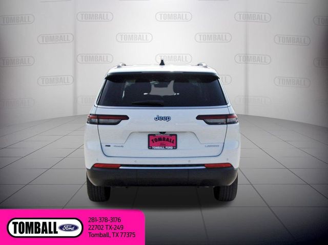 2022 Jeep Grand Cherokee L Laredo