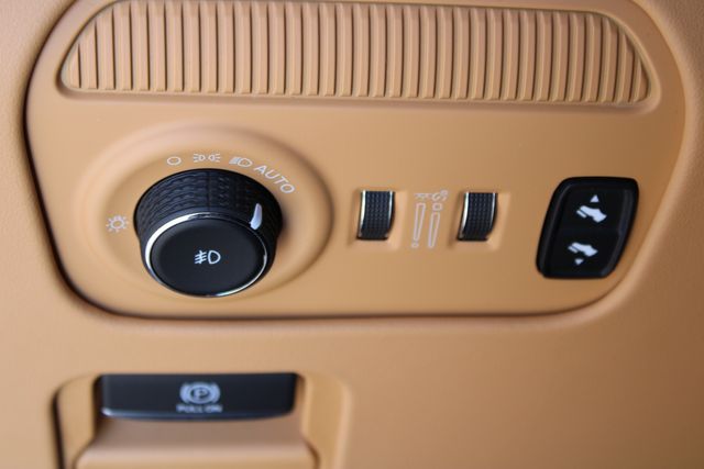 2022 Jeep Grand Wagoneer Series III | Bullhead City, AZ | Automobile Consulting Services