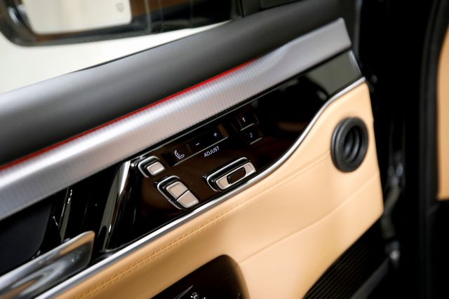 2022 Jeep Grand Wagoneer Series III | Burbank, California | MDK International 2022 Jeep Grand Wagoneer Series III | Burbank, California | MDK International