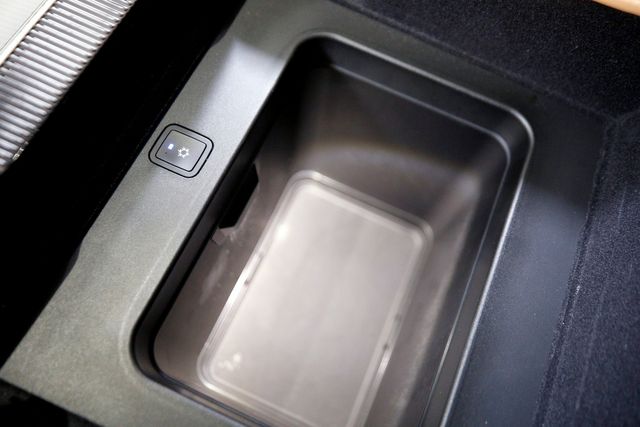 2022 Jeep Grand Wagoneer Series III | Burbank, California | MDK International 2022 Jeep Grand Wagoneer Series III | Burbank, California | MDK International