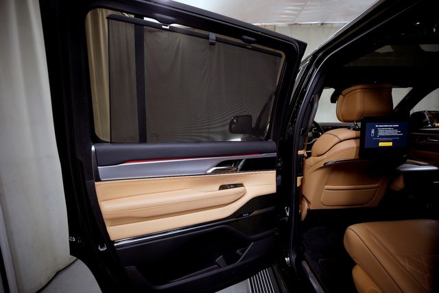 2022 Jeep Grand Wagoneer Series III | Burbank, California | MDK International 2022 Jeep Grand Wagoneer Series III | Burbank, California | MDK International