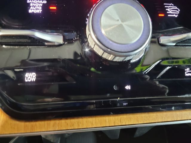 2022 Jeep Grand Wagoneer Series II 6.4L - Warranty -Financing- Transparent | Dickinson, ND | Autorama Auto Sales and Rentals