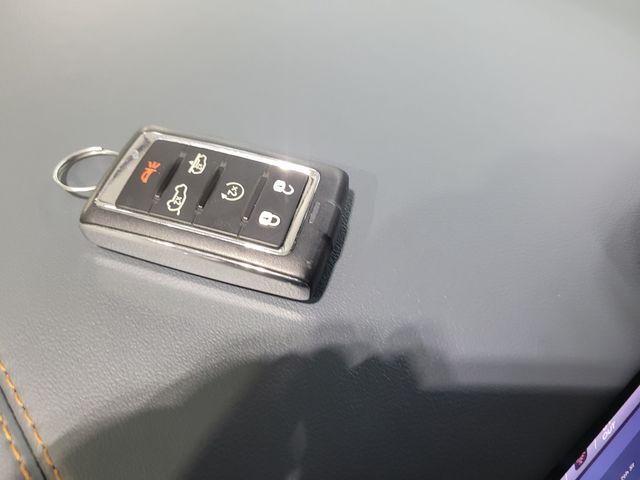 2022 Jeep Grand Wagoneer Series II 6.4L - Warranty -Financing- Transparent | Dickinson, ND | Autorama Auto Sales and Rentals