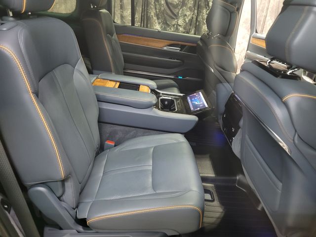 2022 Jeep Grand Wagoneer Series II 6.4L - Warranty -Financing- Transparent | Dickinson, ND | Autorama Auto Sales and Rentals