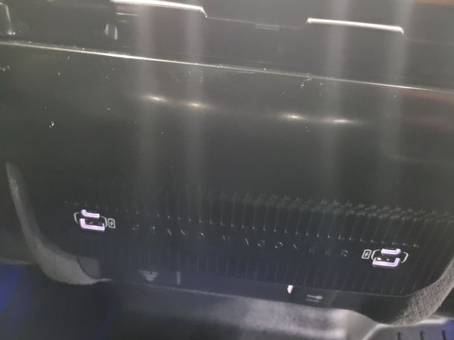 2022 Jeep Grand Wagoneer Series II 6.4L - Warranty -Financing- Transparent | Dickinson, ND | Autorama Auto Sales and Rentals 2022 Jeep Grand Wagoneer Series II 6.4L - Warranty -Financing- Transparent | Dickinson, ND | Autorama Auto Sales and Rentals