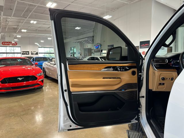 2022 Jeep Grand Wagoneer Series III 4x4 HEMI Rear Entertainment Passenge... | Irving, Texas | Hopper Motorplex