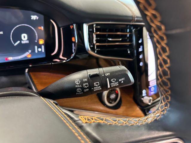 2022 Jeep Grand Wagoneer Series III 4x4 HEMI Rear Entertainment Passenge... | Irving, Texas | Hopper Motorplex