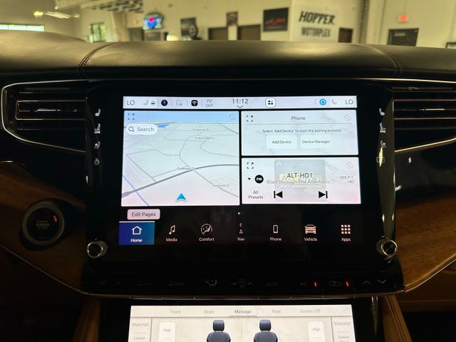 2022 Jeep Grand Wagoneer Series III 4x4 HEMI Rear Entertainment Passenge... | Irving, Texas | Hopper Motorplex 2022 Jeep Grand Wagoneer Series III 4x4 HEMI Rear Entertainment Passenge... | Irving, Texas | Hopper Motorplex