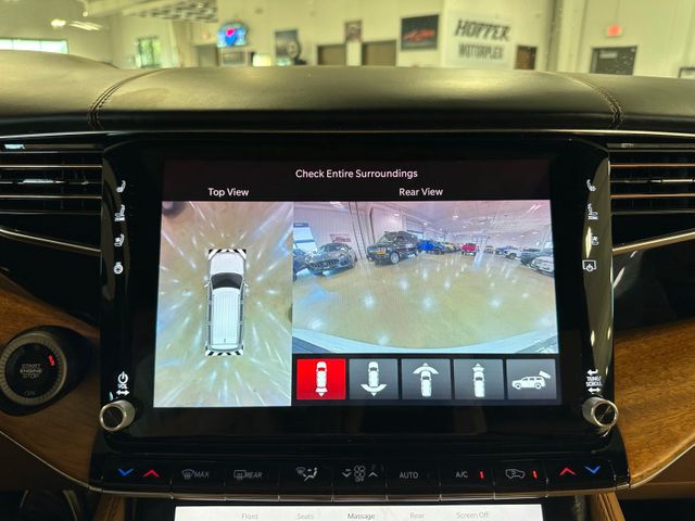 2022 Jeep Grand Wagoneer Series III 4x4 HEMI Rear Entertainment Passenge... | Irving, Texas | Hopper Motorplex 2022 Jeep Grand Wagoneer Series III 4x4 HEMI Rear Entertainment Passenge... | Irving, Texas | Hopper Motorplex