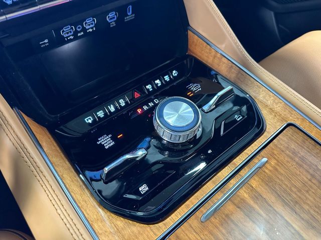 2022 Jeep Grand Wagoneer Series III 4x4 HEMI Rear Entertainment Passenge... | Irving, Texas | Hopper Motorplex