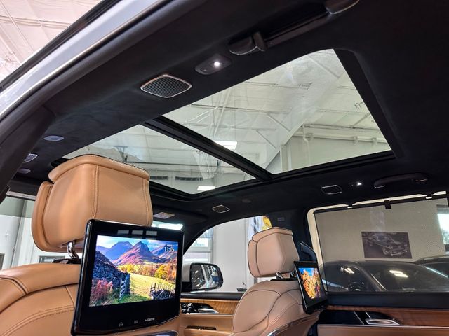 2022 Jeep Grand Wagoneer Series III 4x4 HEMI Rear Entertainment Passenge... | Irving, Texas | Hopper Motorplex