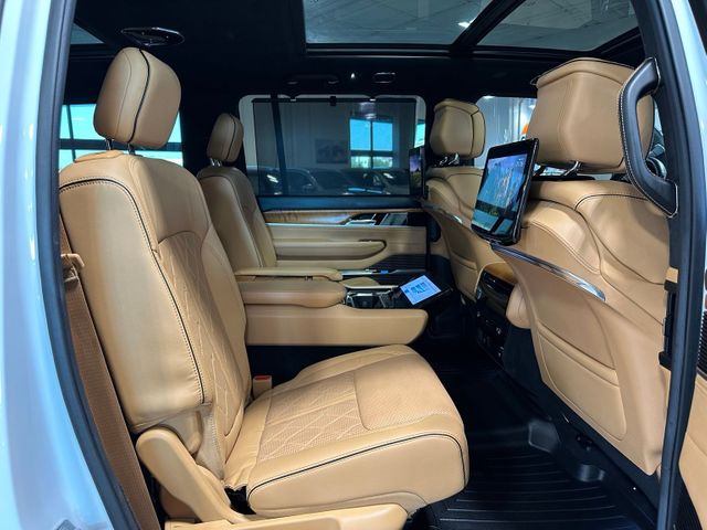 2022 Jeep Grand Wagoneer Series III 4x4 HEMI Rear Entertainment Passenge... | Irving, Texas | Hopper Motorplex