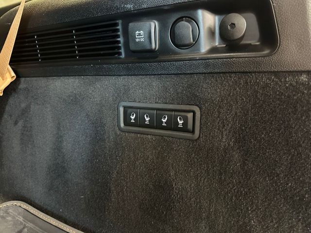 2022 Jeep Grand Wagoneer Series III 4x4 HEMI Rear Entertainment Passenge... | Irving, Texas | Hopper Motorplex