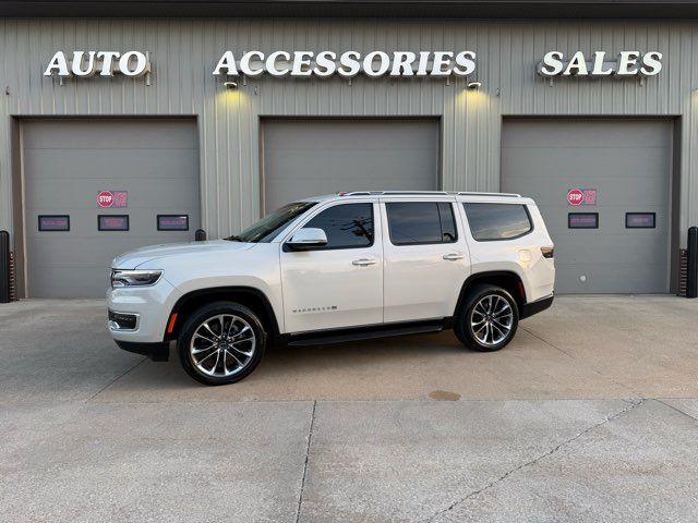 2022 Jeep Wagoneer Series III | Gifford, IL | Trav's Automotive 2022 Jeep Wagoneer Series III | Gifford, IL | Trav's Automotive