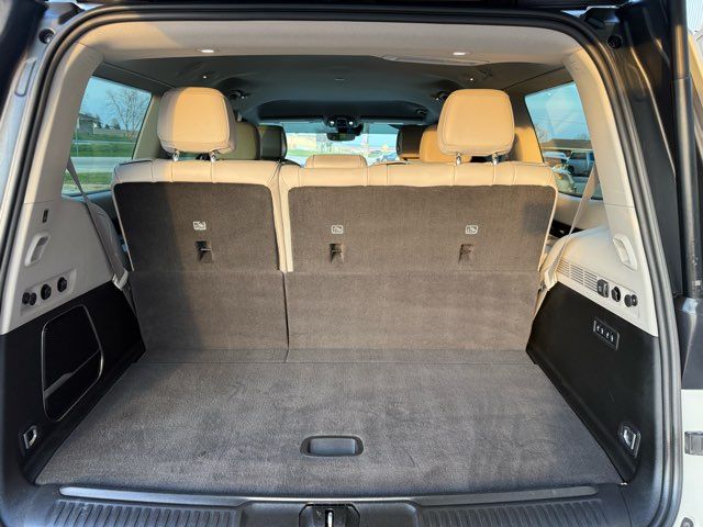 2022 Jeep Wagoneer Series III | Gifford, IL | Trav's Automotive 2022 Jeep Wagoneer Series III | Gifford, IL | Trav's Automotive