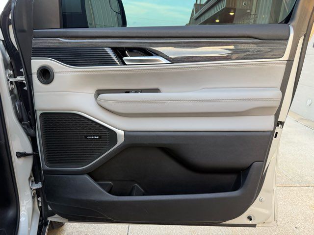 2022 Jeep Wagoneer Series III | Gifford, IL | Trav's Automotive