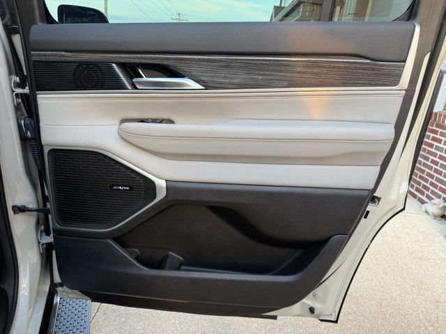 2022 Jeep Wagoneer Series III | Gifford, IL | Trav's Automotive 2022 Jeep Wagoneer Series III | Gifford, IL | Trav's Automotive