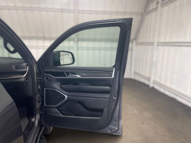 2022 Jeep Wagoneer Series II | Houston, TX | Texas Star Motors 2022 Jeep Wagoneer Series II | Houston, TX | Texas Star Motors