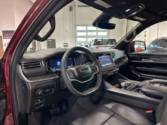 2022 Jeep Wagoneer Series III 5.7 HEMI V8 20" Wheels Tow Pkg | Irving, Texas | Hopper Motorplex 2022 Jeep Wagoneer Series III 5.7 HEMI V8 20" Wheels Tow Pkg | Irving, Texas | Hopper Motorplex