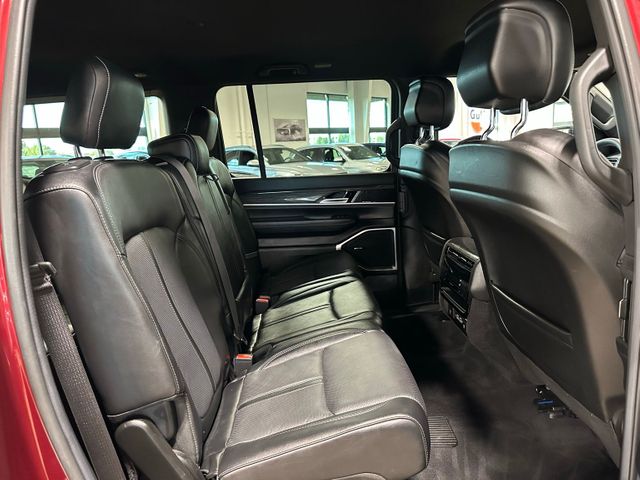 2022 Jeep Wagoneer Series III 5.7 HEMI V8 20" Wheels Tow Pkg | Irving, Texas | Hopper Motorplex 2022 Jeep Wagoneer Series III 5.7 HEMI V8 20" Wheels Tow Pkg | Irving, Texas | Hopper Motorplex