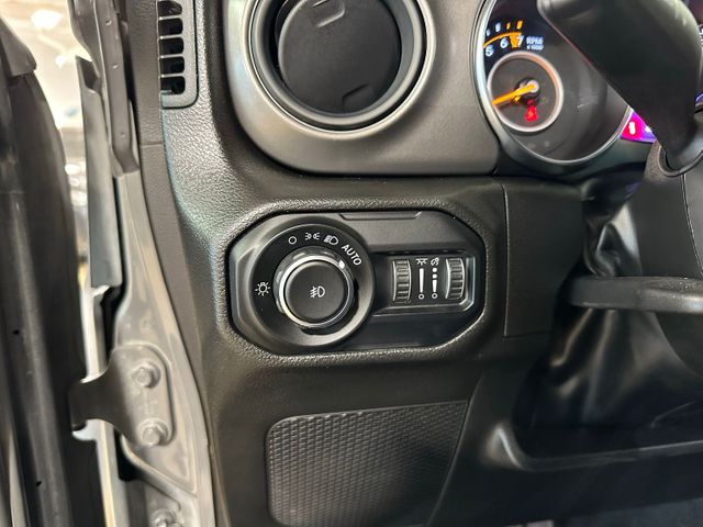 2022 Jeep Wrangler Unlimited High Tide Factory Lift | Irving, Texas | Hopper Motorplex 2022 Jeep Wrangler Unlimited High Tide Factory Lift | Irving, Texas | Hopper Motorplex