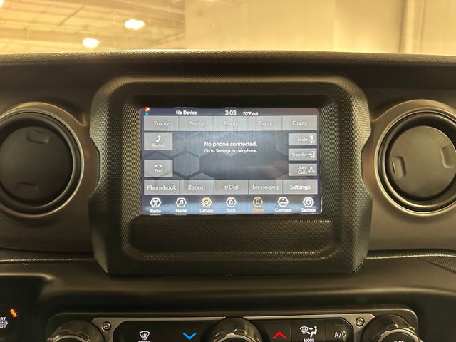 2022 Jeep Wrangler Unlimited High Tide Factory Lift | Irving, Texas | Hopper Motorplex 2022 Jeep Wrangler Unlimited High Tide Factory Lift | Irving, Texas | Hopper Motorplex