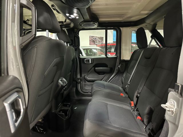 2022 Jeep Wrangler Unlimited High Tide Factory Lift | Irving, Texas | Hopper Motorplex 2022 Jeep Wrangler Unlimited High Tide Factory Lift | Irving, Texas | Hopper Motorplex